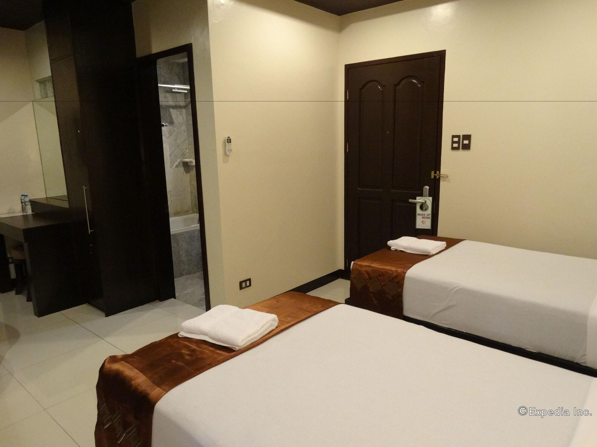 Peridot Suites Davao Exterior photo