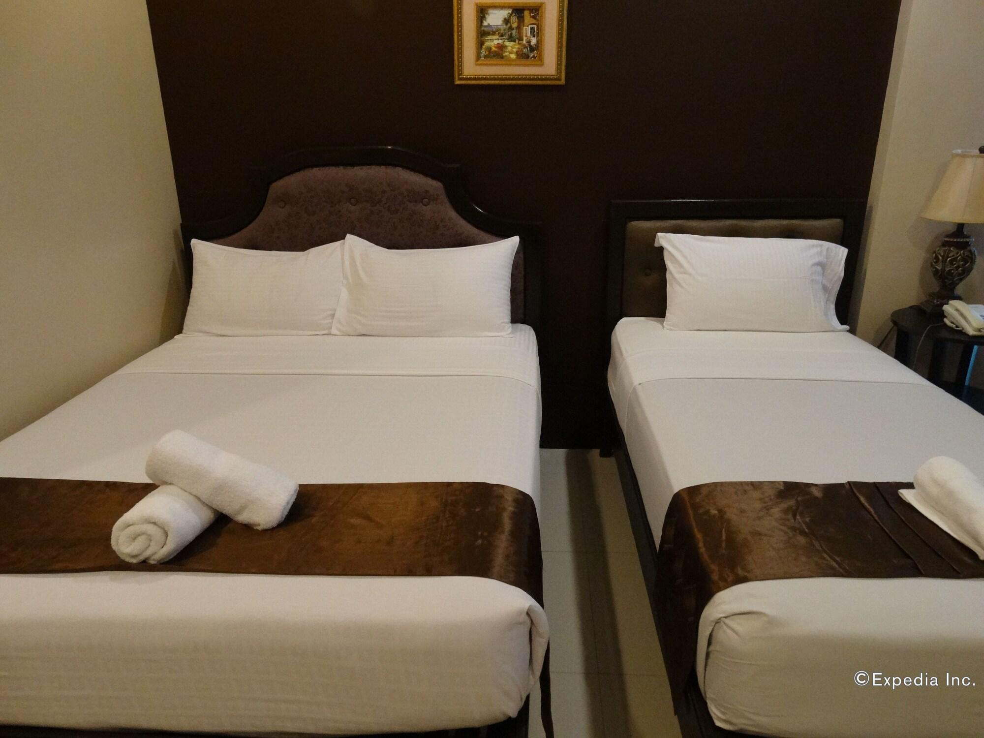 Peridot Suites Davao Exterior photo